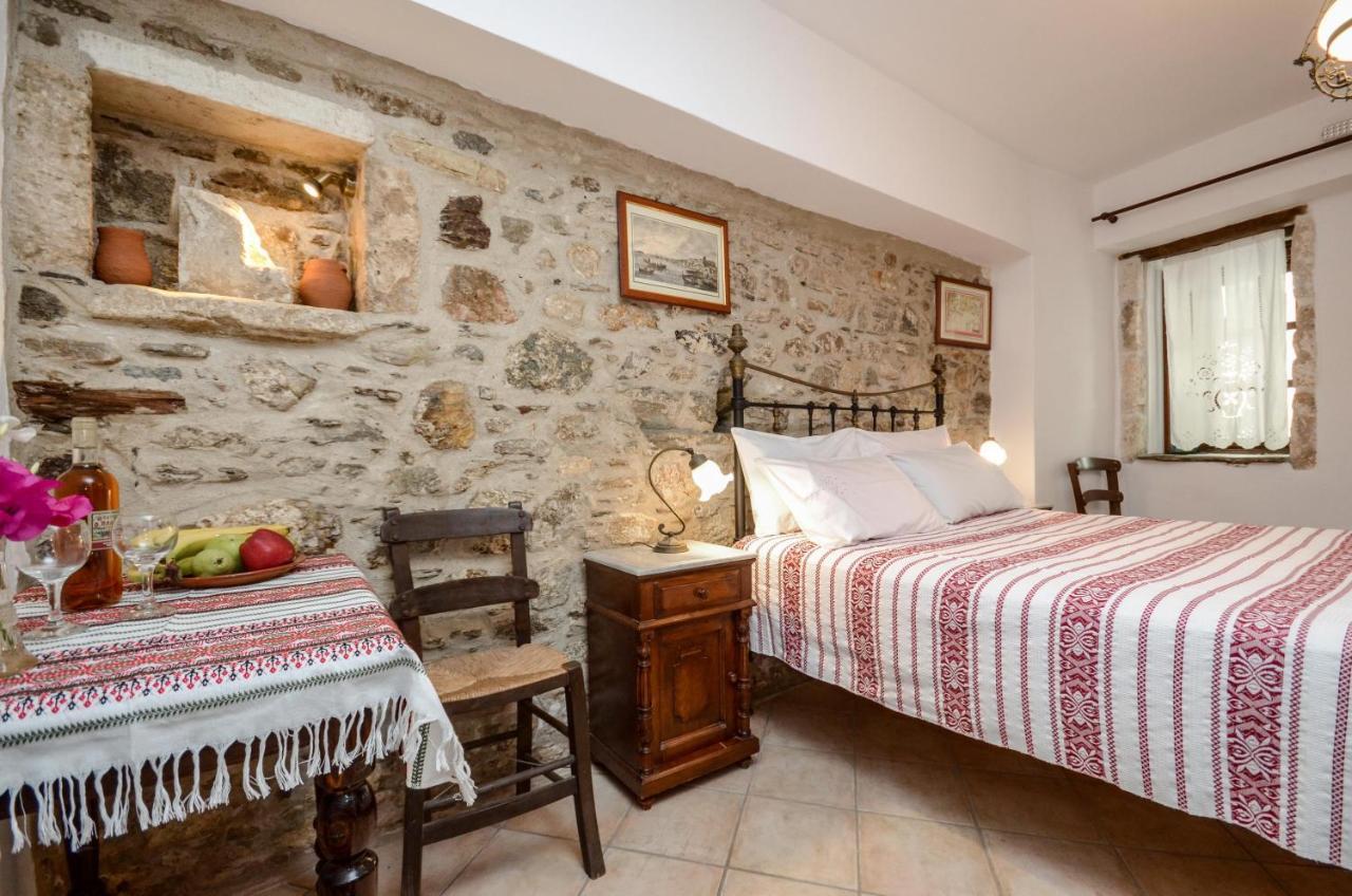 Venetiko Apartments Naxos City Dış mekan fotoğraf