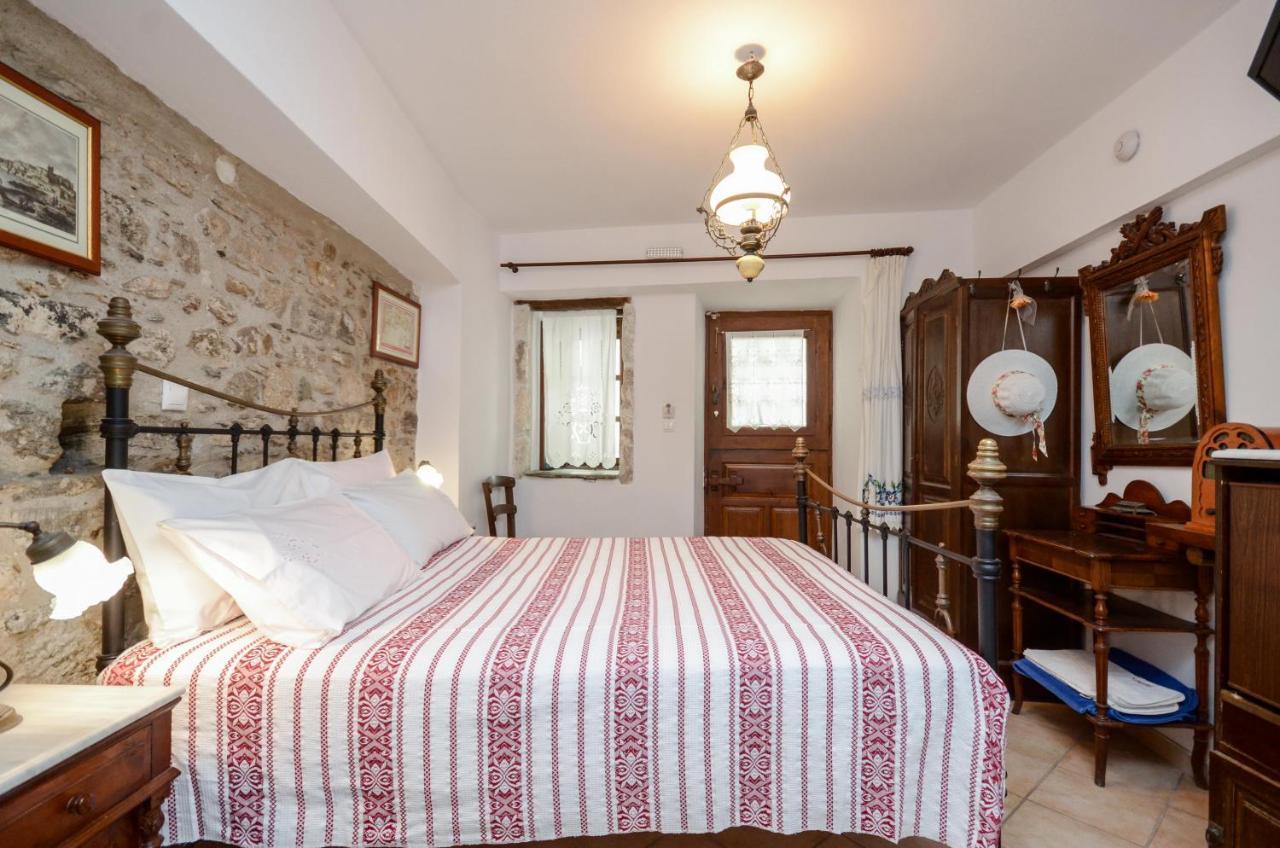 Venetiko Apartments Naxos City Dış mekan fotoğraf